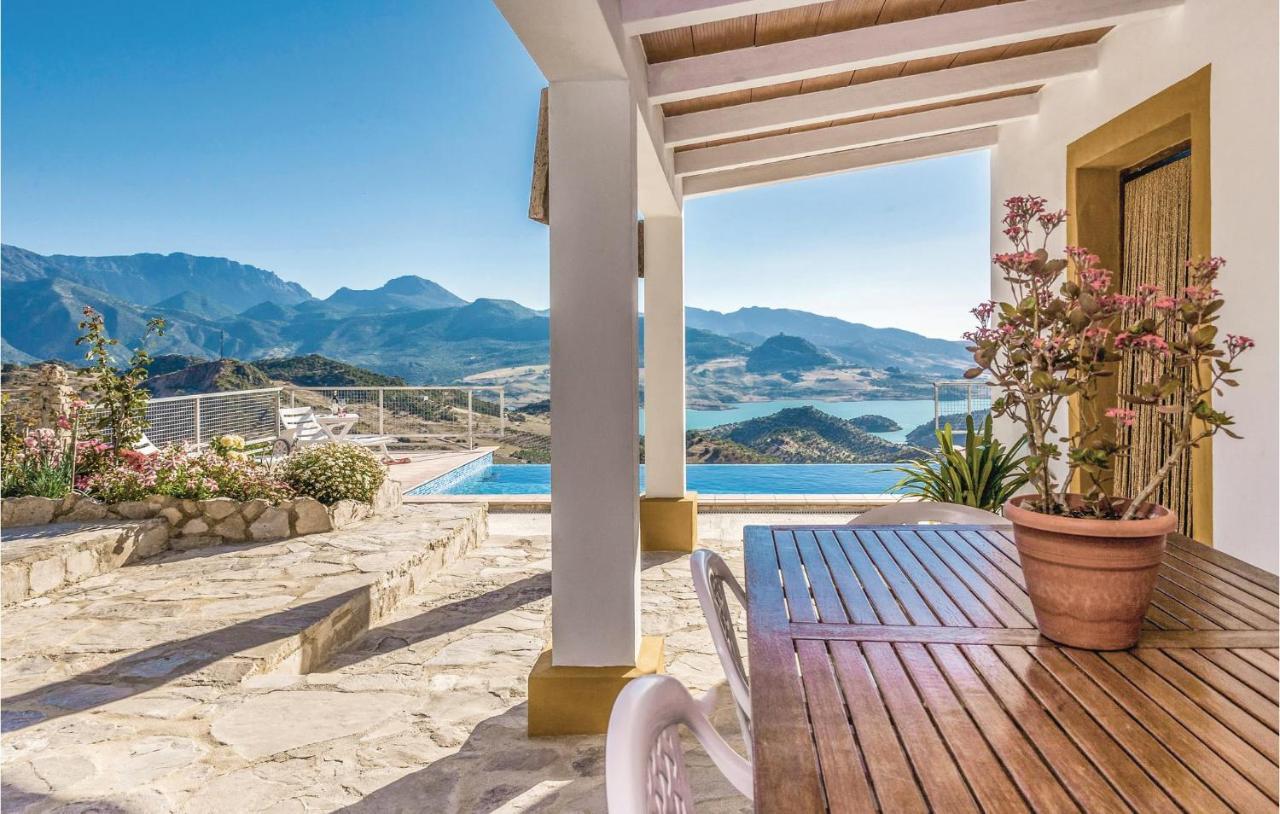 Awesome Home In Cadiz With Swimming Pool El Gastor Zewnętrze zdjęcie