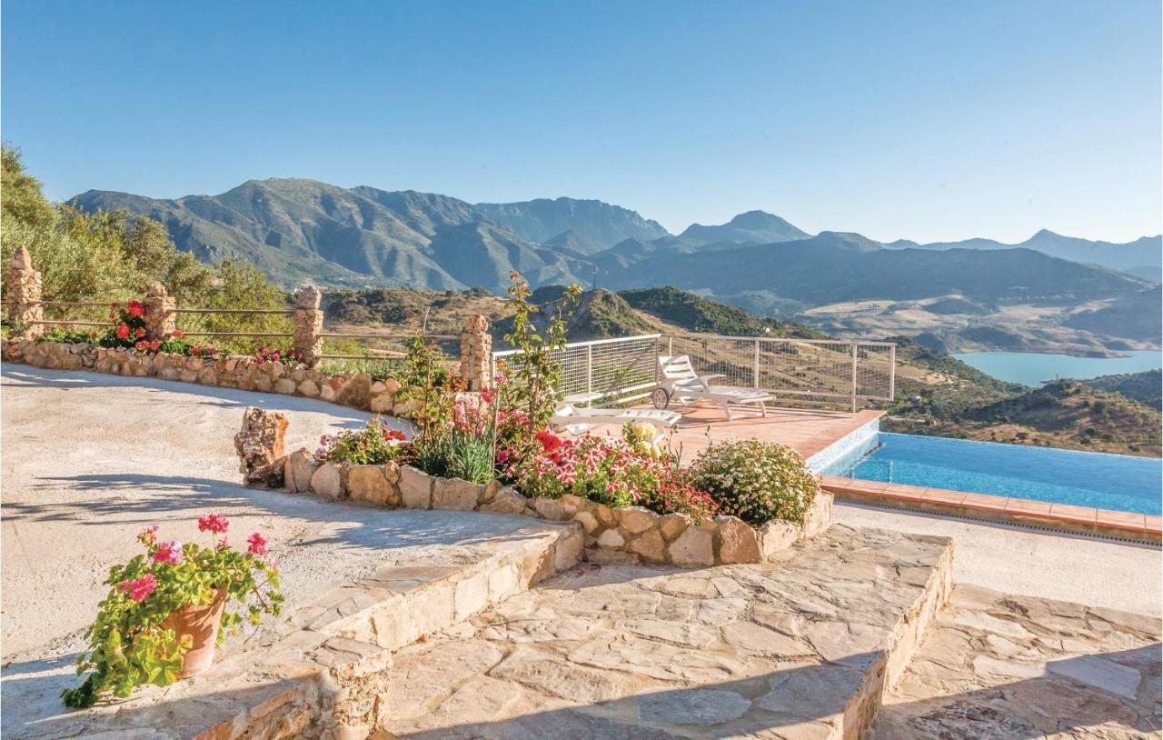 Awesome Home In Cadiz With Swimming Pool El Gastor Zewnętrze zdjęcie