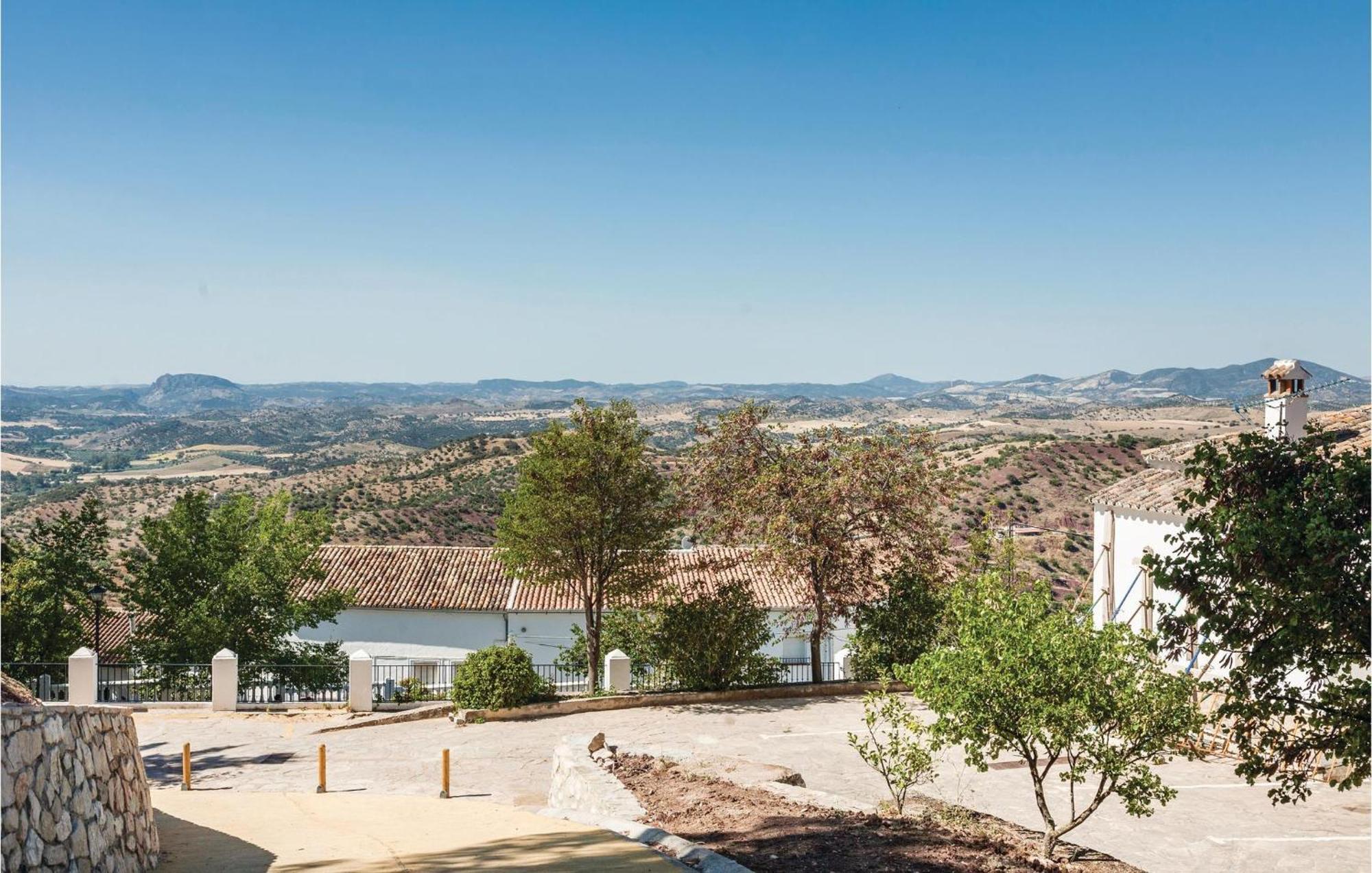 Awesome Home In Cadiz With Swimming Pool El Gastor Zewnętrze zdjęcie